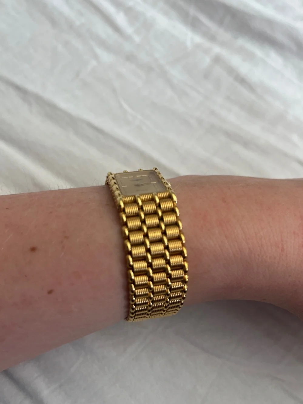 Longines refined gold